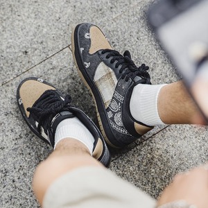 Chaussures de skate pour hommes 2026, nouvelle collection printemps, motif écossais britannique brodé, chaussures de sport décontractées à semelle épaisse, tendance - Product Image 4
