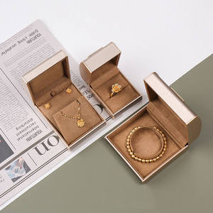 Tốt nhất bán thiết kế mới kim cương nhẫn trang sức hiển thị Hộp chuỗi trang sức đóng gói trường hợp PU da Vòng cổ mặt dây chuyền tổ chức hộp - Product Image 4