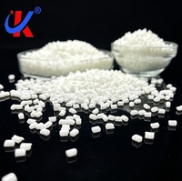 Granulés de plastique POM renforcé de fibres de verre GF15, haute rigidité, stabilité dimensionnelle pour la fabrication d'engrenages de précision