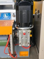 Machine à décapage de placage de bois à vitesse réglable PLC pour usine de fabrication de contreplaqué, dégauchisseuse de contreplaqué sans broche