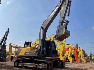 L'excavatrice originale de haute qualité de 24ton Volvo 240 a utilisé l'excavatrice Volvo EC240 à vendre - Product Image 3