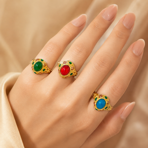 Anello classico in stile retrò, elegante design vintage, gioiello unisex per tutti i giorni - Product Image 2