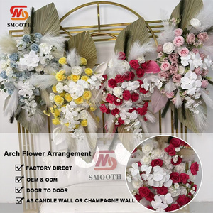 Arche de mariage lisse, rangées de fleurs suspendues rouges, décorations florales pour arche de mariage, décoration florale de scène - Product Image 3