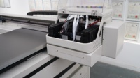 Impresora UV Plana 6090 con Posicionamiento Visual, 3 Cámaras, Alineación Automática, Ahorro de Mano de Obra, Impresión Rápida para Pedidos Personalizados Pequeños