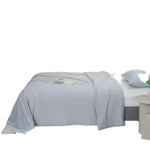 Bán Buôn Chèn Làm Mát Mùa Hè Vải Polyamide Giá Rẻ Khách Sạn Và Nhà Comforter Tự Nhiên Xuống Duvet