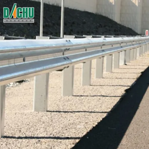 Barriera di sicurezza stradale in acciaio zincato a caldo costruzione barriera di sicurezza autostradale Guardrail in metallo con trave Thrie Wave Bridge ringhiera <span class=keywords><strong>Corruga</strong></span> - Product Image 3