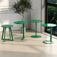 Table basse design en fer, table d'appoint de salon, mobilier de maison vert minimaliste de luxe léger de style mi-siècle pour balcon et chambre