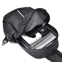Nouvelle mode grande capacité affaires loisirs étanche USB port de charge sac de poitrine pour hommes