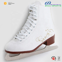 Patins à glace blancs au design classique personnalisé, chaussures de patinage sur glace les plus populaires pour femmes