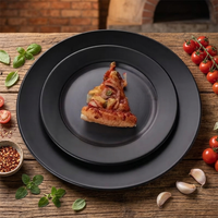 Assiette en céramique noire mate de style nordique, plat rond en porcelaine, compatible lave-vaisselle, pour hôtels et restaurants, vente en gros, vaisselle personnalisable avec logo