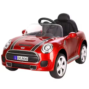 Une <span class=keywords><strong>voiture</strong></span> électrique à deux moteurs et alimentée par batterie, utilisée par des enfants. - Product Image 5