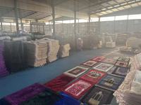 Vente en gros de tapis de prière 70x110cm 800g imprimé en relief Ramadan musulman Raschel polaire tapis