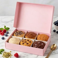 Boîte à biscuits rose en carton alimentaire recyclé avec logo personnalisé et séparateurs pour coupelles de sauce