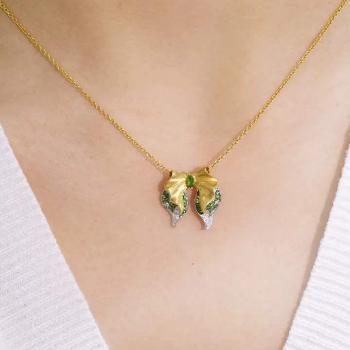 Cao cấp thời trang 18K trắng & vàng vàng kim cương và tsavorite Bow Necklace