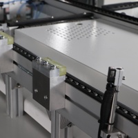 Solution de convoyeur à palettes personnalisée avec virage à 90/180 degrés pour les secteurs 3C et des nouvelles énergies