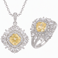 Bride Talk 3A Parure de bijoux pour femme en cuivre avec zircone cubique CZ jaune, motif étoile pavé halo et bande fendue en forme de coussin, comprenant collier, bague et boucles d'oreilles