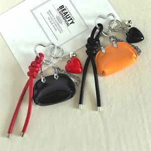Nouveau Porte-clés Pendentif Mini Sac en Cuir/PU Premium 2026 avec Chaîne Lumineuse, Motif de Noël, Pliable et Impression en Relief - Product Image 5