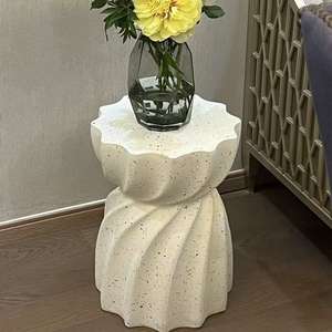 <span class=keywords><strong>Table</strong></span> ronde <span class=keywords><strong>de</strong></span> style moderne et simple, <span class=keywords><strong>table</strong></span> <span class=keywords><strong>de</strong></span> <span class=keywords><strong>chevet</strong></span> et <span class=keywords><strong>table</strong></span> d'appoint créative <span class=keywords><strong>de</strong></span> couleur crème - Product Image 3