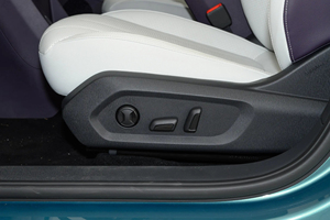 Nouvelle berline intermédiaire 2026 Jetta M6 Pure Electric LHD, véhicule à énergie nouvelle, faibles émissions, voiture économique - Product Image 3
