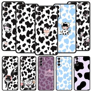 Coque de téléphone motif vache noire blanche pour Samsung Galaxy S24 S23 S22 S20 Ultra <span class=keywords><strong>S21</strong></span> <span class=keywords><strong>FE</strong></span> 5G S10 S9 Plus S10E housse en Silicone souple - Product Image 1