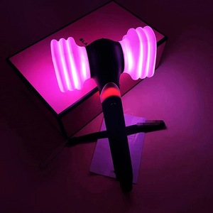 แท่งไฟแบล็คพิงค์ 15 สี RGB LED ใช้แบตเตอรี่ AA พร้อมสีที่กำหนดเองได้ สำหรับคอนเสิร์ต งานปาร์ตี้ ขายส่ง - Product Image 5