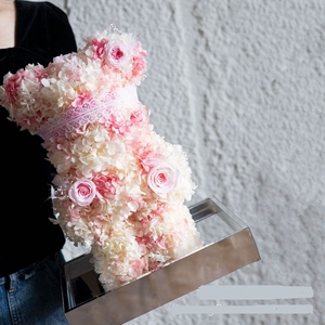 Enfant nouvel an cadeau d'anniversaire fleur de noël ours violent fleur éternelle hortensia acrylique ours violent - Product Image 1