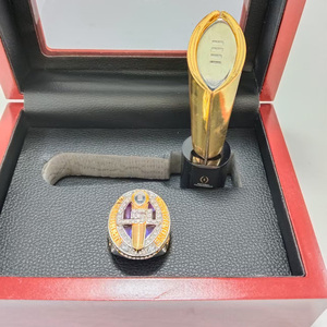 אליפות כדורגל טבעת עם תיבת תצוגה המכללה כדורגל oio אלוף טבעות סגסוגת אוסף אוניברסיטת קישוט - Product Image 4