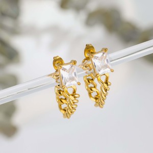 1 Par de Aretes Cuadrados de Acero Inoxidable con Baño de Oro de 18K y Circonita - Diseño Asimétrico, Modernos y Versátiles para Fiestas - Product Image 4