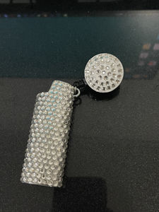 Venta al por mayor de soporte para encendedor Cool Hip <span class=keywords><strong>J6</strong></span> con diamante hecho a mano para collar de caja de encendedor Maxi <span class=keywords><strong>J6</strong></span> - Product Image 2