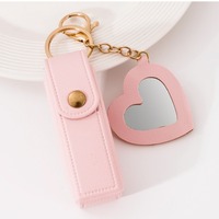 Porte-clés mini miroir de maquillage portable rouge pour filles, en cuir PU écologique, avec pendentif enveloppe, emballage cadeau