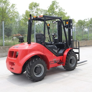 שירות oem 2.5t 4 x4 מלגזה משאית עם יפן עבור תעשיות קמעונאות ומסעדה מחוץ לכביש מחוספס מלגזה - Product Image 3