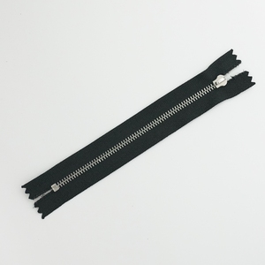 Fermeture éclair en métal YKK <span class=keywords><strong>Excella</strong></span> de haute qualité, accessoires vestimentaires, fermeture éclair en métal doré personnalisée, fermeture éclair argentée brillante pour vêtements - Product Image 3