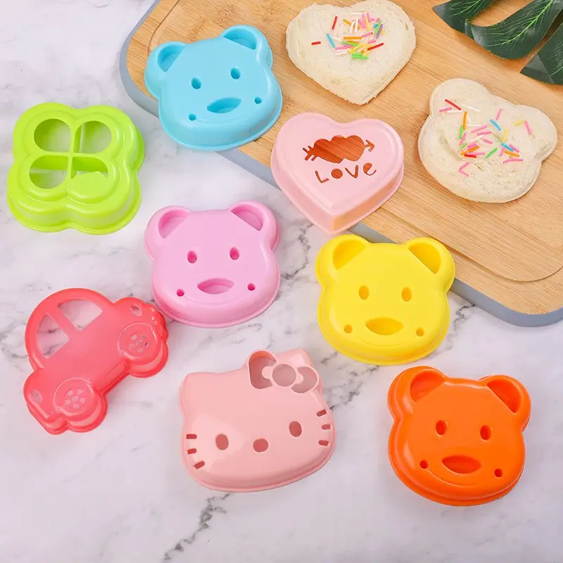 Descuento ahora con forma de Animal de dibujos animados, cortador de tostadas de plástico, molde para sándwich, herramientas creativas para cortar pan DIY, oso, conejo, forma de coche