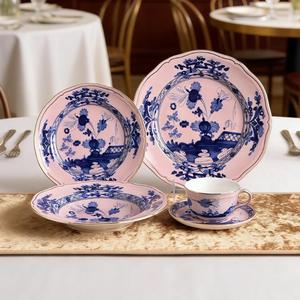 Service de table en porcelaine bleu rétro à motifs floraux, vaisselle vintage à fleurs, assiettes à dessert et plats - Product Image 3
