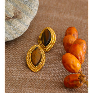 JINYOU 570 Pendientes de Acero Inoxidable Premium con Textura Trenzada, Joyería Geométrica con Piedra de Tigre, para Venta al por Mayor - Product Image 3