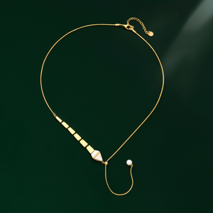 Collier pendentif tendance en acier inoxydable 316L plaqué or PVD, chaîne durable et résistante avec perles géométriques et accent perlé - Product Image 3