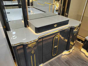 <span class=keywords><strong>2025</strong></span> nouvelle couleur grise Super <span class=keywords><strong>king</strong></span> Size 8 portes ensemble de meubles de chambre à coucher de luxe Royal LED éclairé tête de lit en miroir ensembles de chambre à coucher - Product Image 5