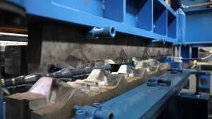 자동 금속 강철 3 층 유약 사다리꼴 골판지 지붕 타일 롤 형성 트리플 루핑 시트 만들기 기계 3 in 1 - Product Image 3