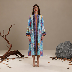 ชุดอาบายะห์ผ้าโพลีเอสเตอร์ประดับคริสตัลหรูหรา พรีเมียมสั่งตัดได้ สำหรับสตรีชาวมุสลิม ขายส่งจากผู้ผลิต - Product Image 1