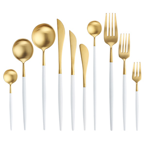 Juego <span class=keywords><strong>de</strong></span> Cubiertos Modernos <span class=keywords><strong>de</strong></span> Oro y Plata, Cubiertos <span class=keywords><strong>Dorados</strong></span> Brillantes con Pulido Espejo, Cubiertos Coreanos Cutipol GOA, Juego <span class=keywords><strong>de</strong></span> Cubiertos <span class=keywords><strong>de</strong></span> Acero Inoxidable - Product Image 2