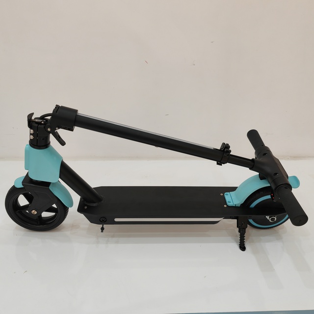 Top Seller Simate Scooter S2 Handlebar Height Adjustable Mini E-scooter for Kids 130W Motor Wheel Kick Scooter for Children