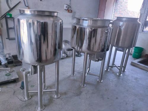 Stainless Steel Mixing Tank Pressure Vessel Manual Operation for Liquid Serums Toners <b>Sprays</b> Production Equipment - Product Image 5