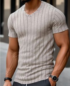 Vente en gros de t-shirts de sport en tricot avec logo personnalisé pour hommes chemises en tricot simples nouveau modèle de t-shirt pull pour hommes - Product Image 2
