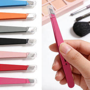 高品質再利用可能ステンレス製眉毛ピンセット　カスタムプライベートラベル　軽量エコフレンドリー　斜めチップ - Product Image 4