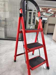 Échelle en acier à 3 marches haute capacité, capacité de charge de 150 kg, design large pliable, utilisation moderne pour la maison/l'appartement, <span class=keywords><strong>garage</strong></span>/entrepôt, 1,16 m - Product Image 6