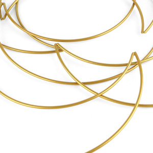 Couronne en fer laqué or en forme de lune avec base en <span class=keywords><strong>bois</strong></span> - <span class=keywords><strong>Cercle</strong></span> métallique <span class=keywords><strong>attrape</strong></span>-rêves, Décoration de table - Product Image 4
