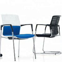Chaise de bureau ergonomique moderne en plastique, chaise pivotante pour personnel avec dossier ventilé et réglable en hauteur