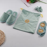 Masque pour les yeux vert clair pour femmes en gros d'usine pour pantoufles pour printemps automne chaussures d'hôtel confortables doublure en coton fourrure d'hiver S