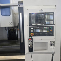 Machine CNC verticale industrielle VMC855 avec accessoires complets
