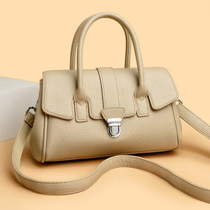 <span class=keywords><strong>กระเป๋า</strong></span>คุณภาพสูง ผลิตในจีน <span class=keywords><strong>กระเป๋า</strong></span>สะพายข้างแบบสายโซ่ <span class=keywords><strong>กระเป๋า</strong></span>สะพายไหล่เดียว แบรนด์<span class=keywords><strong>กระเป๋า</strong></span>ถือสำหรับผู้หญิง - Product Image 4